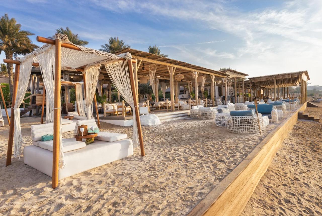 Sofitel Dubai Palm Apartments Екстер'єр фото The beach at the resort